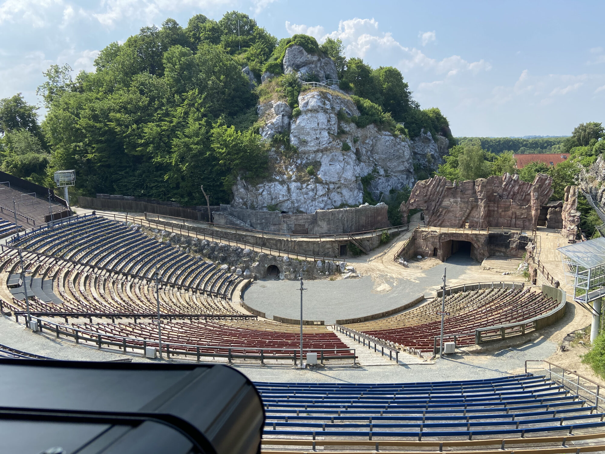 Karl May Spiele Bad Segeberg leeres Kalkbergstadion im Sommer 2020 - Foto: KARL MAY & Co. / Sven Margref